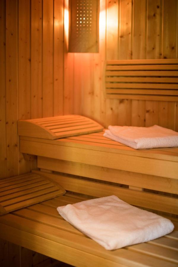 Restaurant Hotel L'Arnsbourg Baerenthal ภายนอก รูปภาพ
